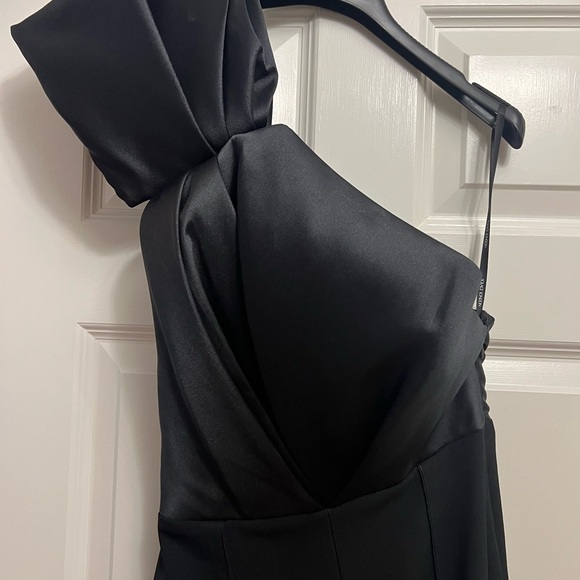 Solace London Hester Jumpsuit in Black - Picture 6 of 8